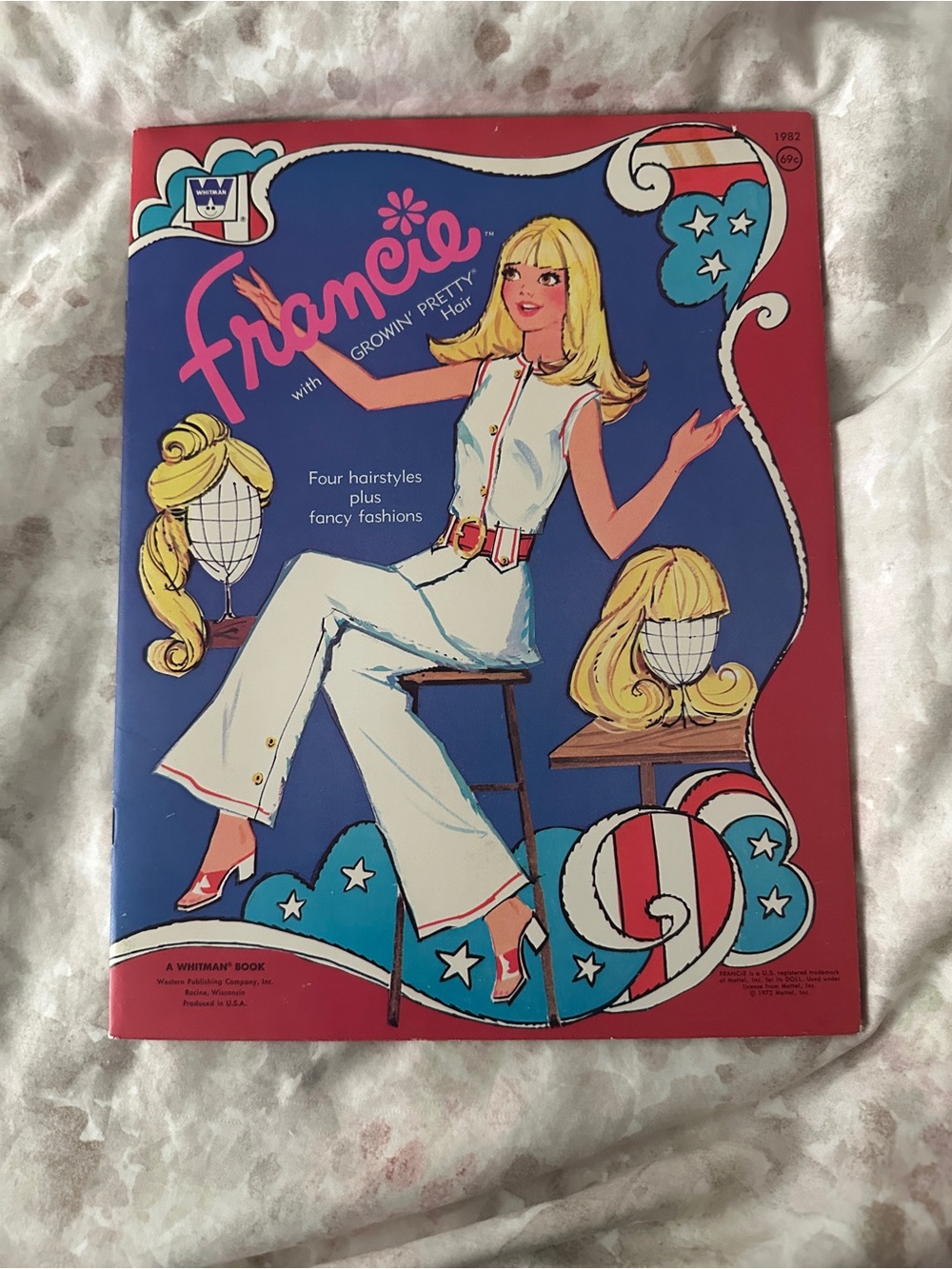 Barbie Vintage-Style Illustrated Fashion Booklet in Blue, Pink, Red, White